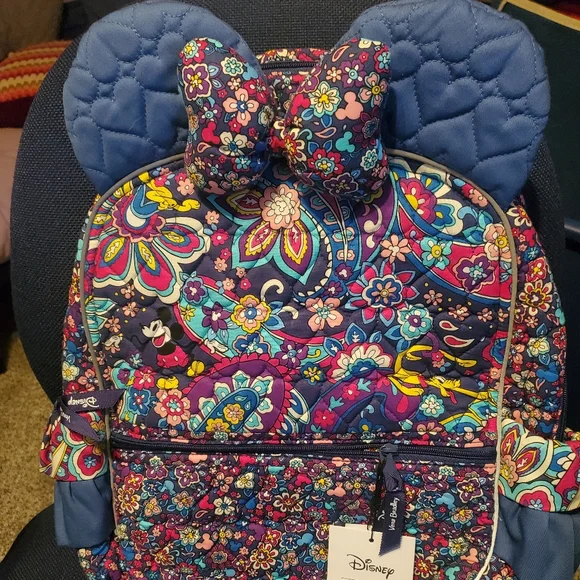 Vera Bradley | Bags | Disney X Vera Bradley Sensational Six  display picture 2